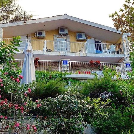 Apartmani Lidija Karin Donji Donji Karin Dış mekan fotoğraf