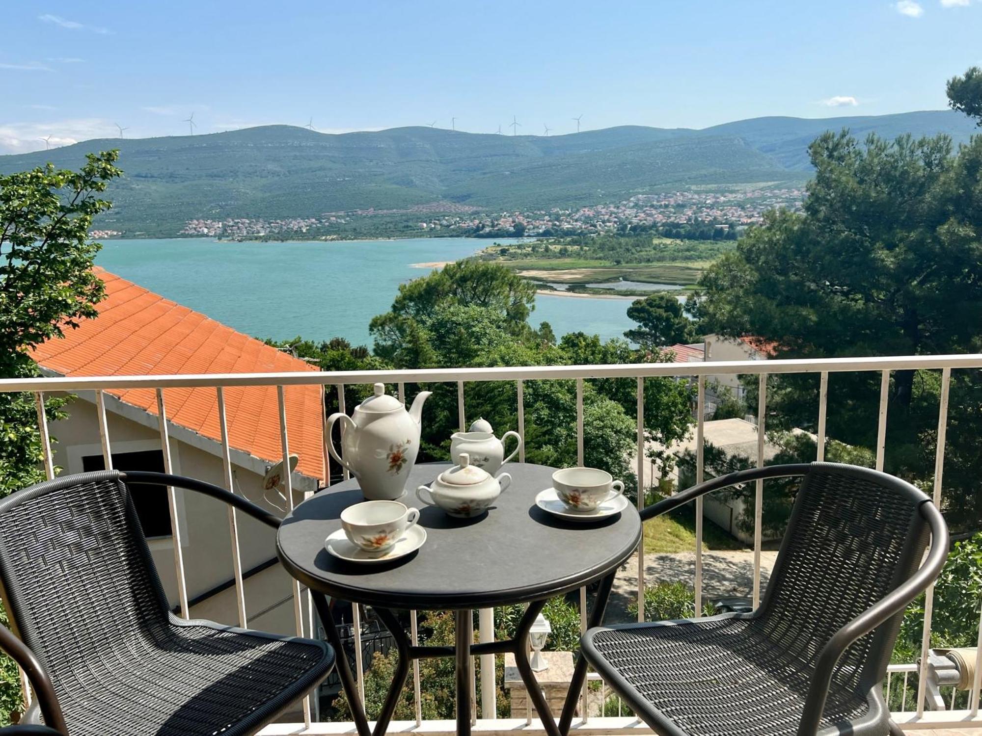 Apartmani Lidija Karin Donji Donji Karin Dış mekan fotoğraf