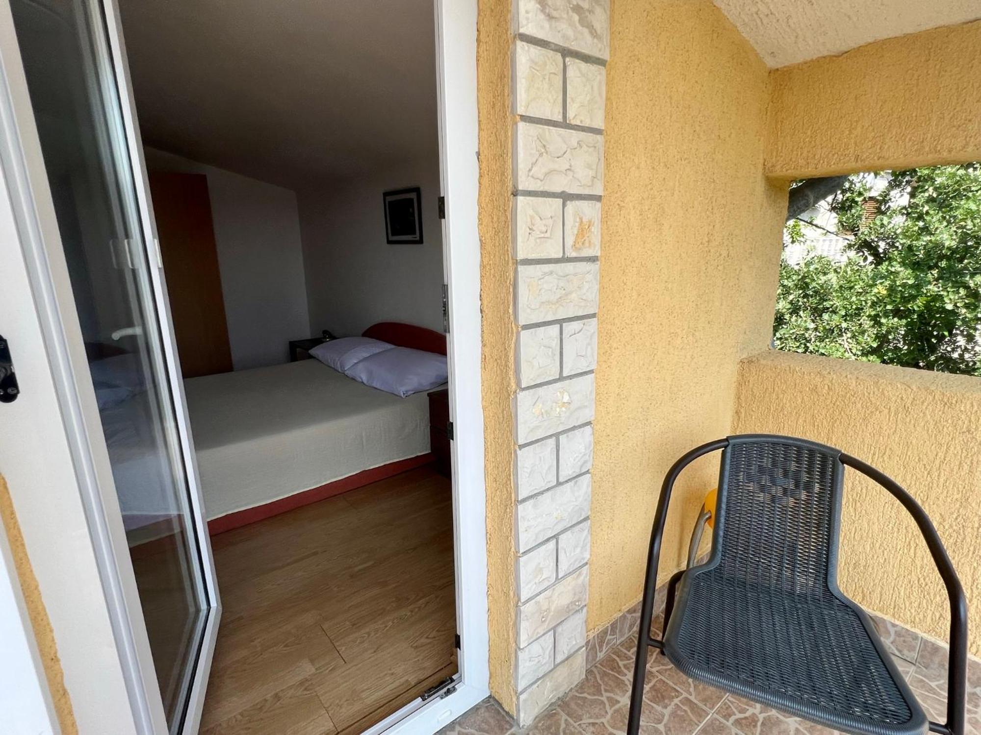 Apartmani Lidija Karin Donji Donji Karin Dış mekan fotoğraf