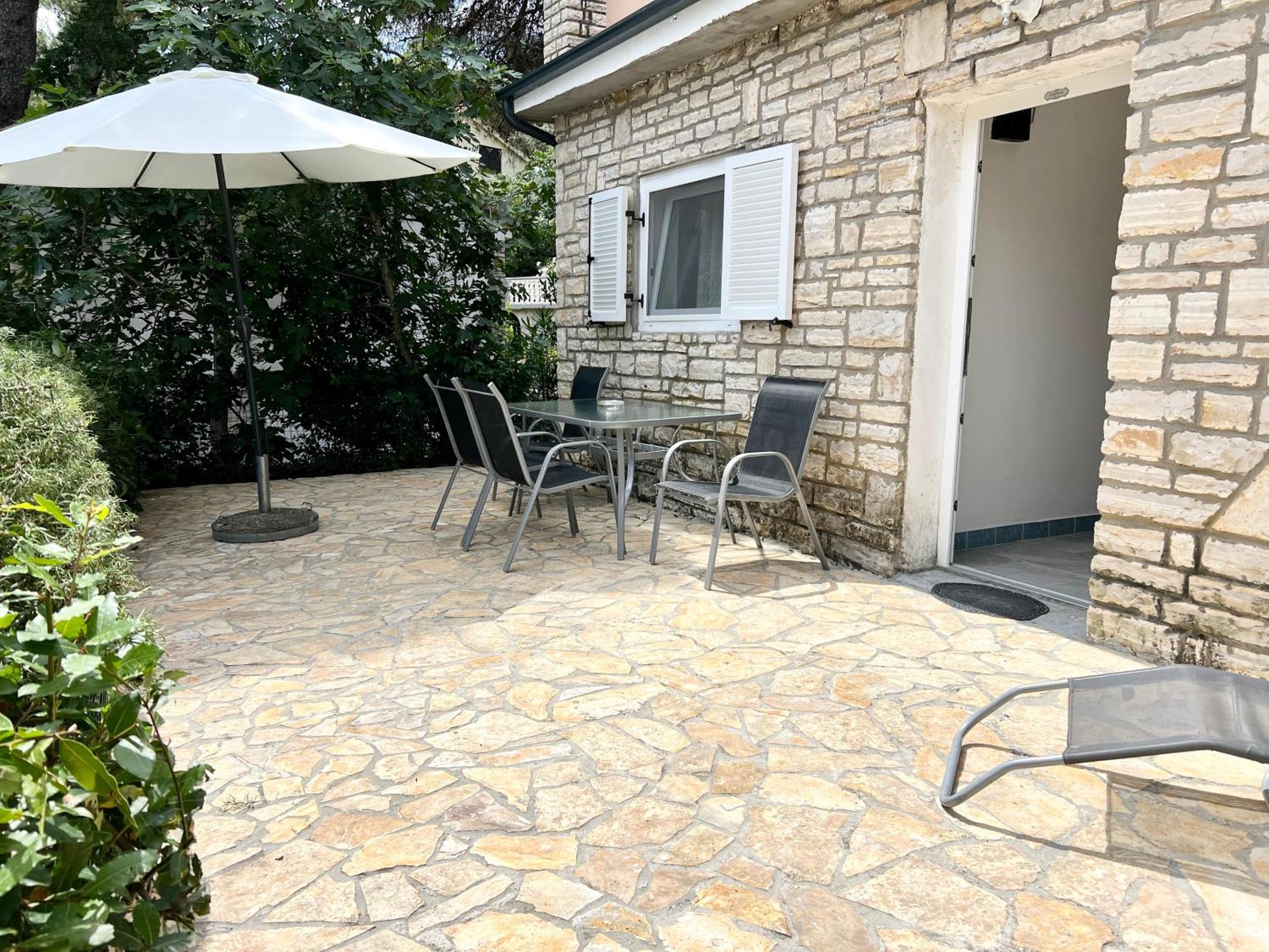 Apartmani Lidija Karin Donji Donji Karin Dış mekan fotoğraf